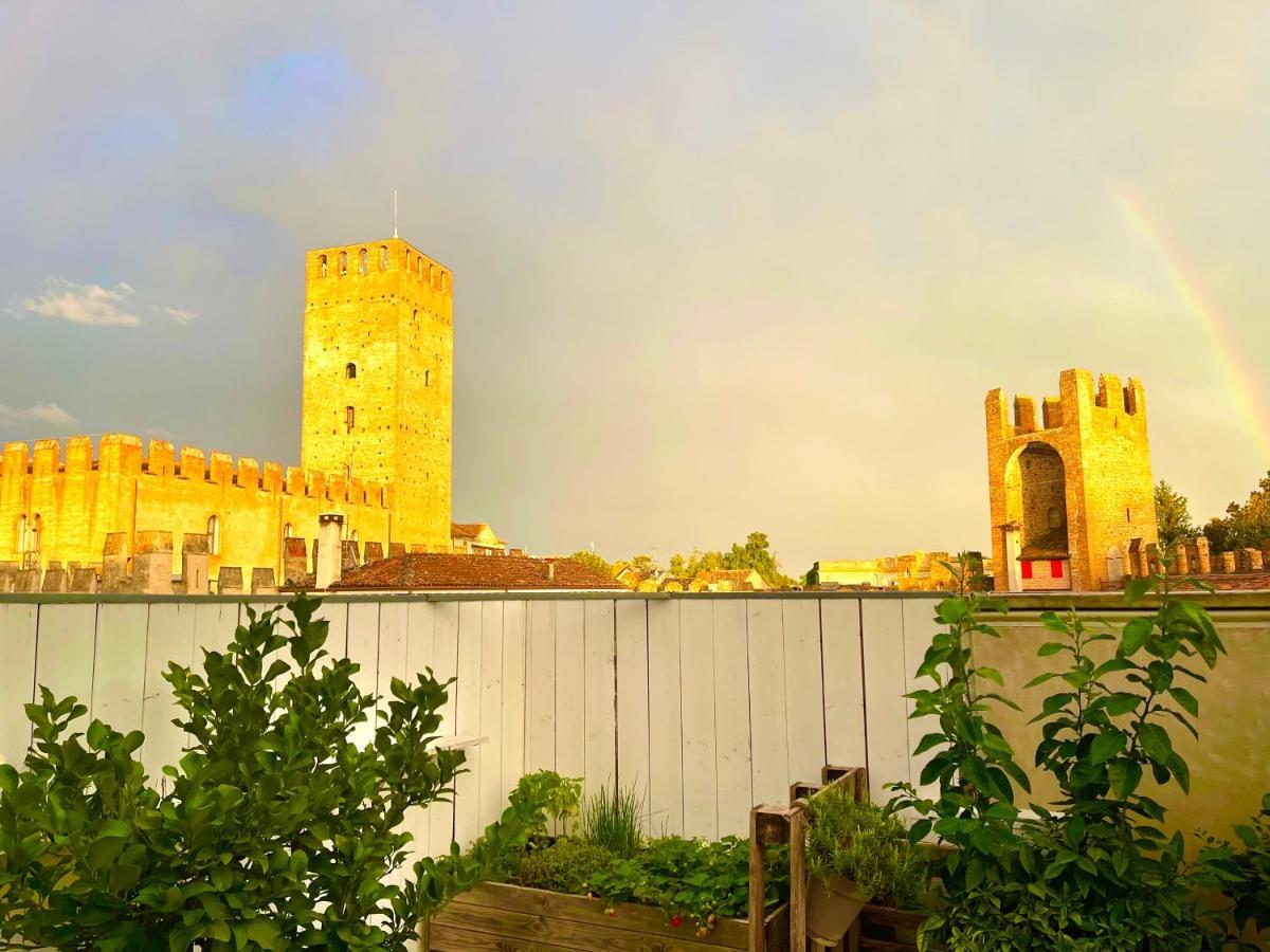 Ca' Del Sole - Attico Panoramico In Centro Storico Apartment Montagnana  Bagian luar foto