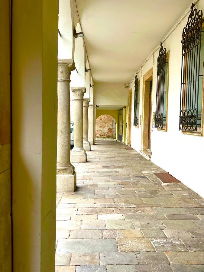 Ca' Del Sole - Attico Panoramico In Centro Storico Apartment Montagnana  Bagian luar foto